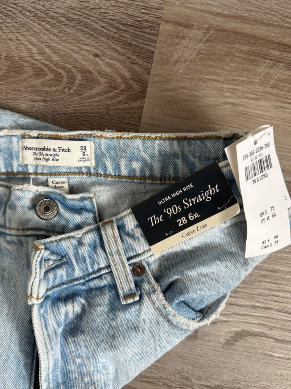 Abercrombie & Fitch Curve Love Ultra High Rise Light Wash Straight-Leg Jeans - Picture 3 of 3